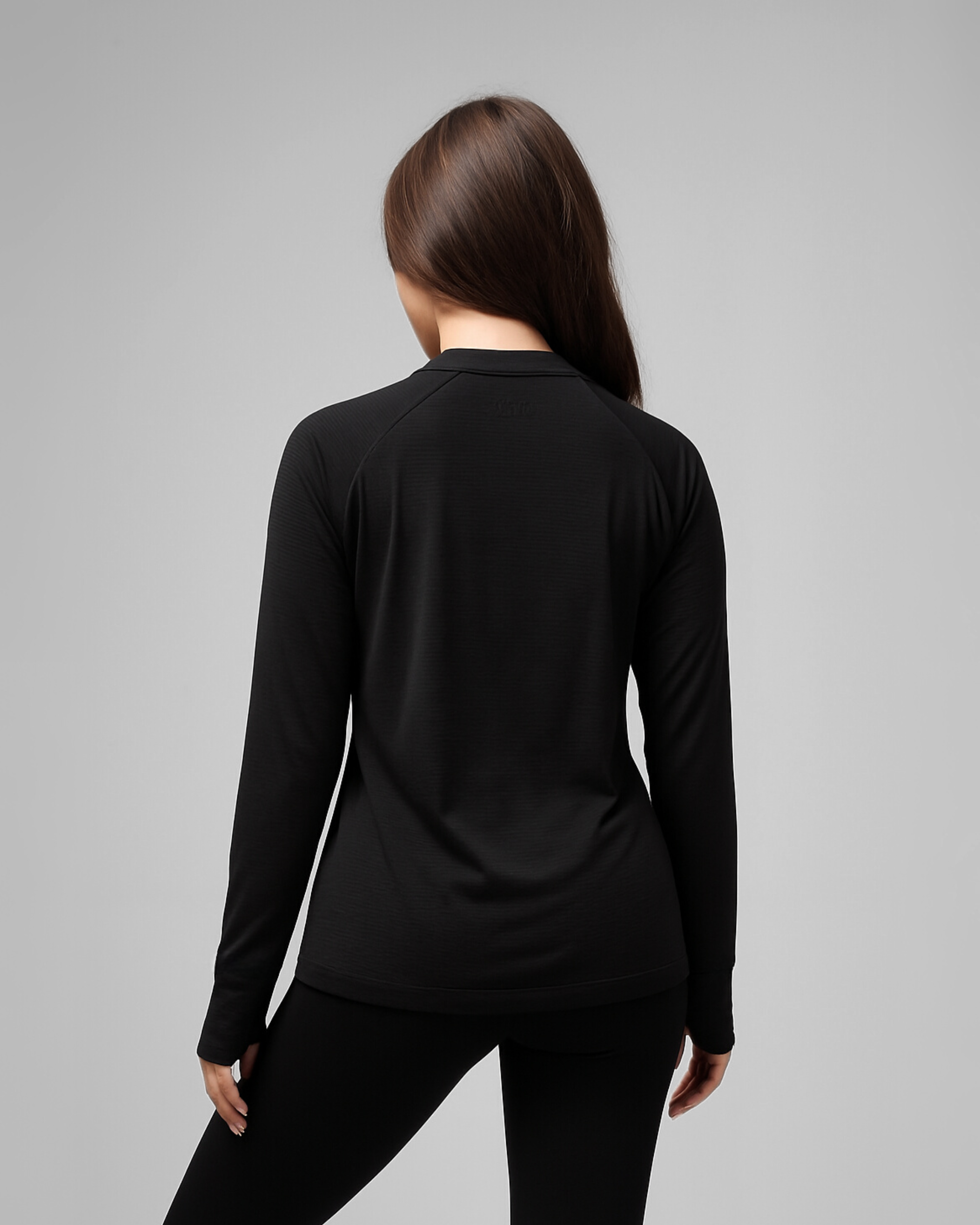 Essential Long Sleeve T-Shirt