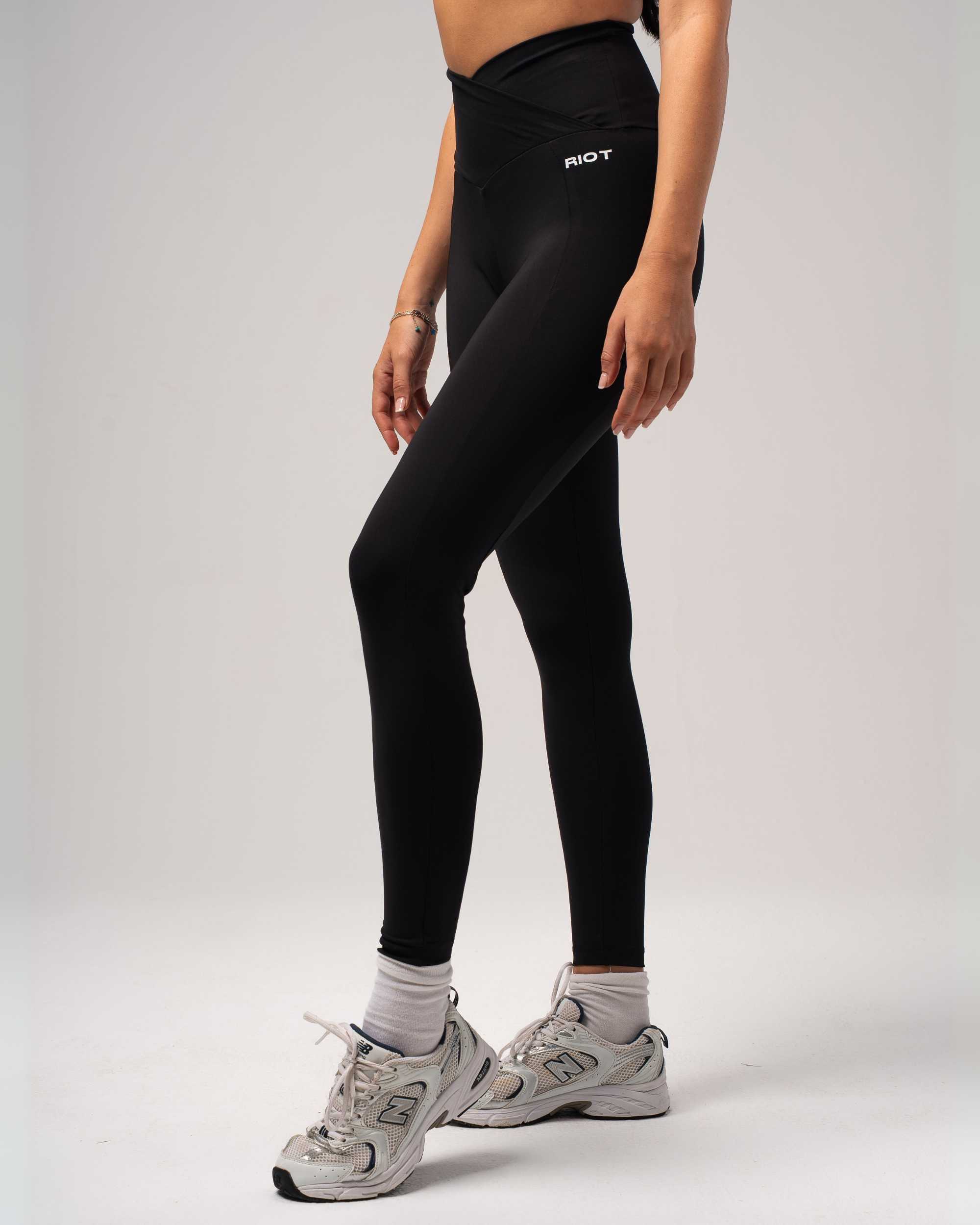 nike leggings crossover