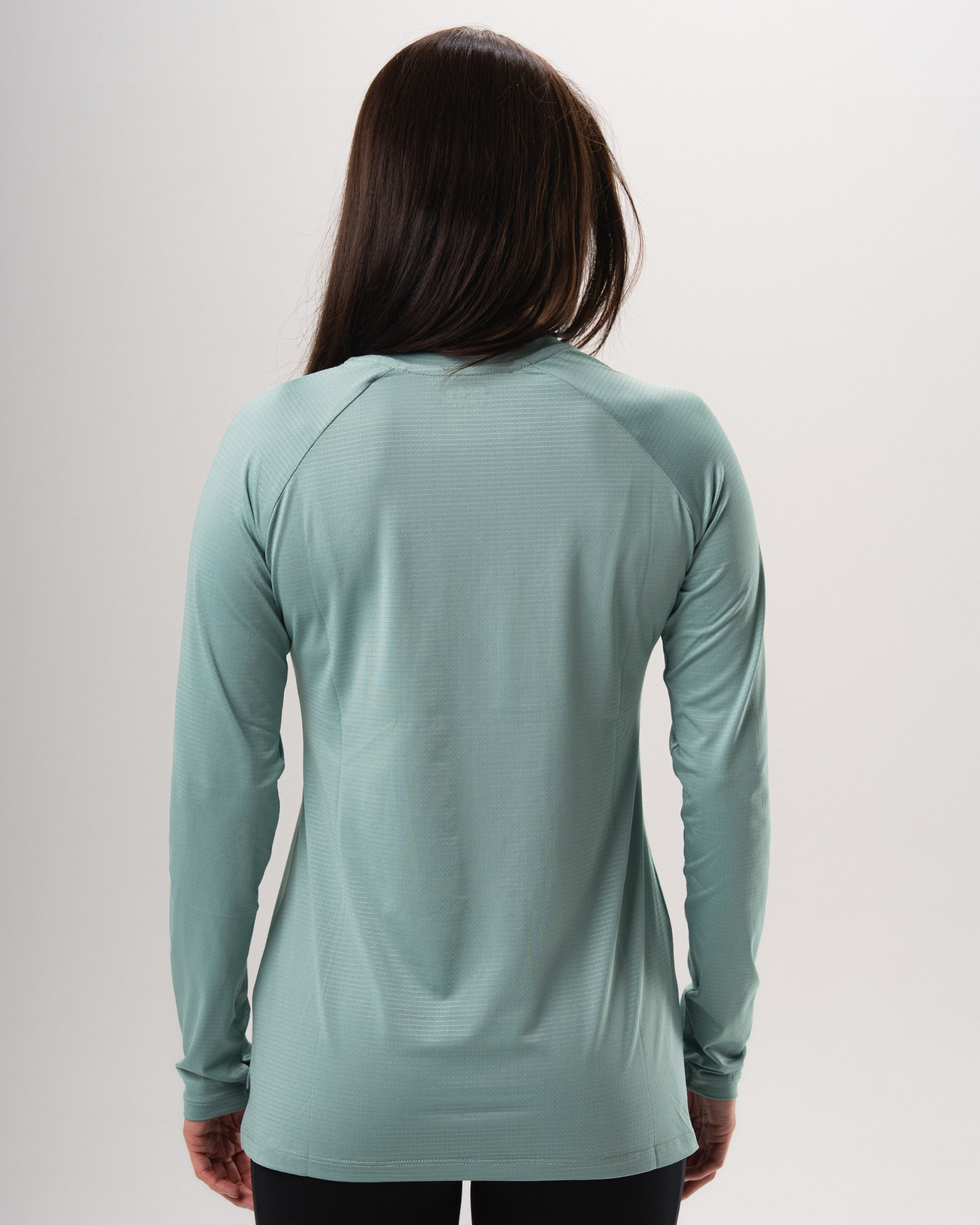 Essential Long Sleeve T-Shirt