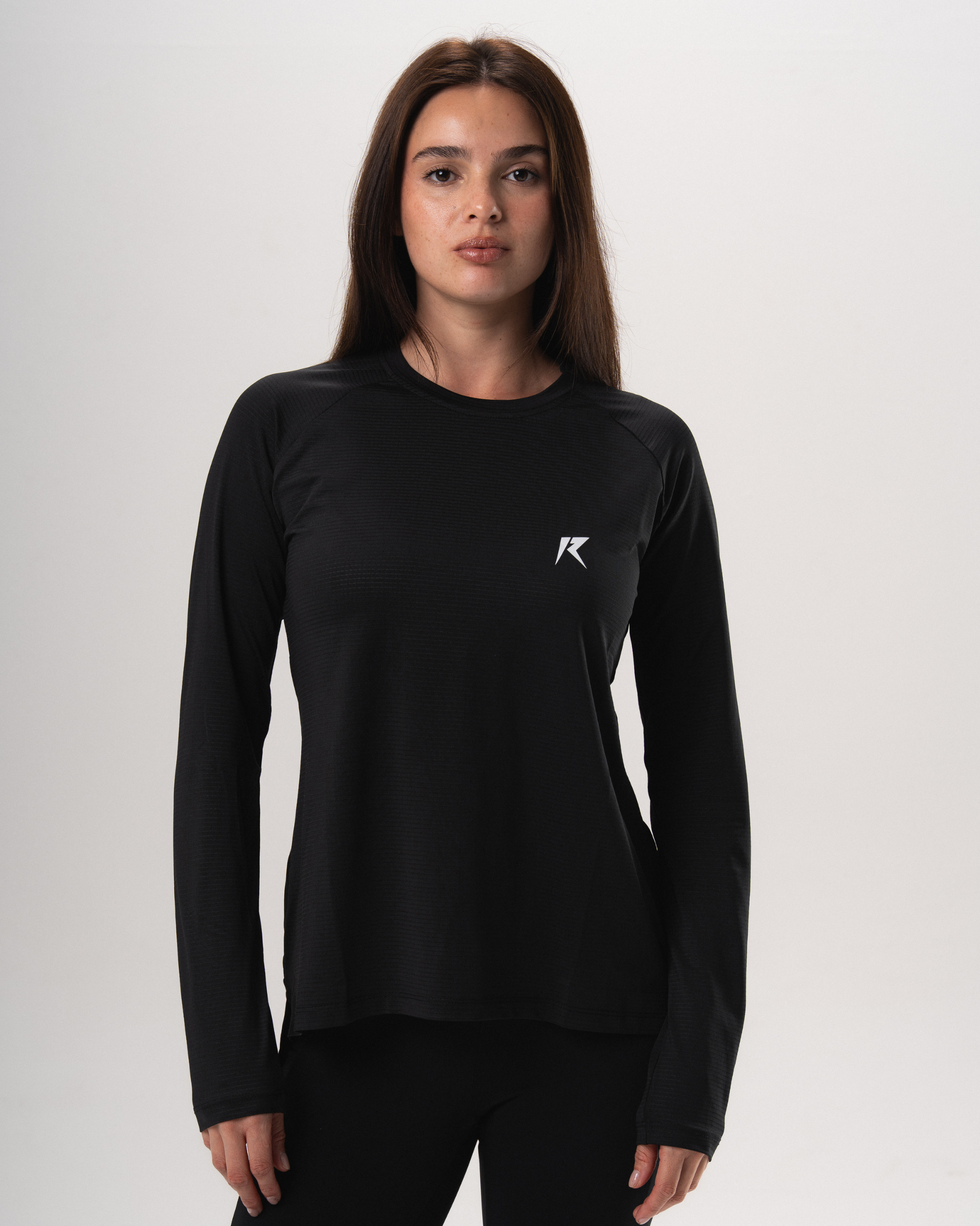 Essential Long Sleeve T-Shirt