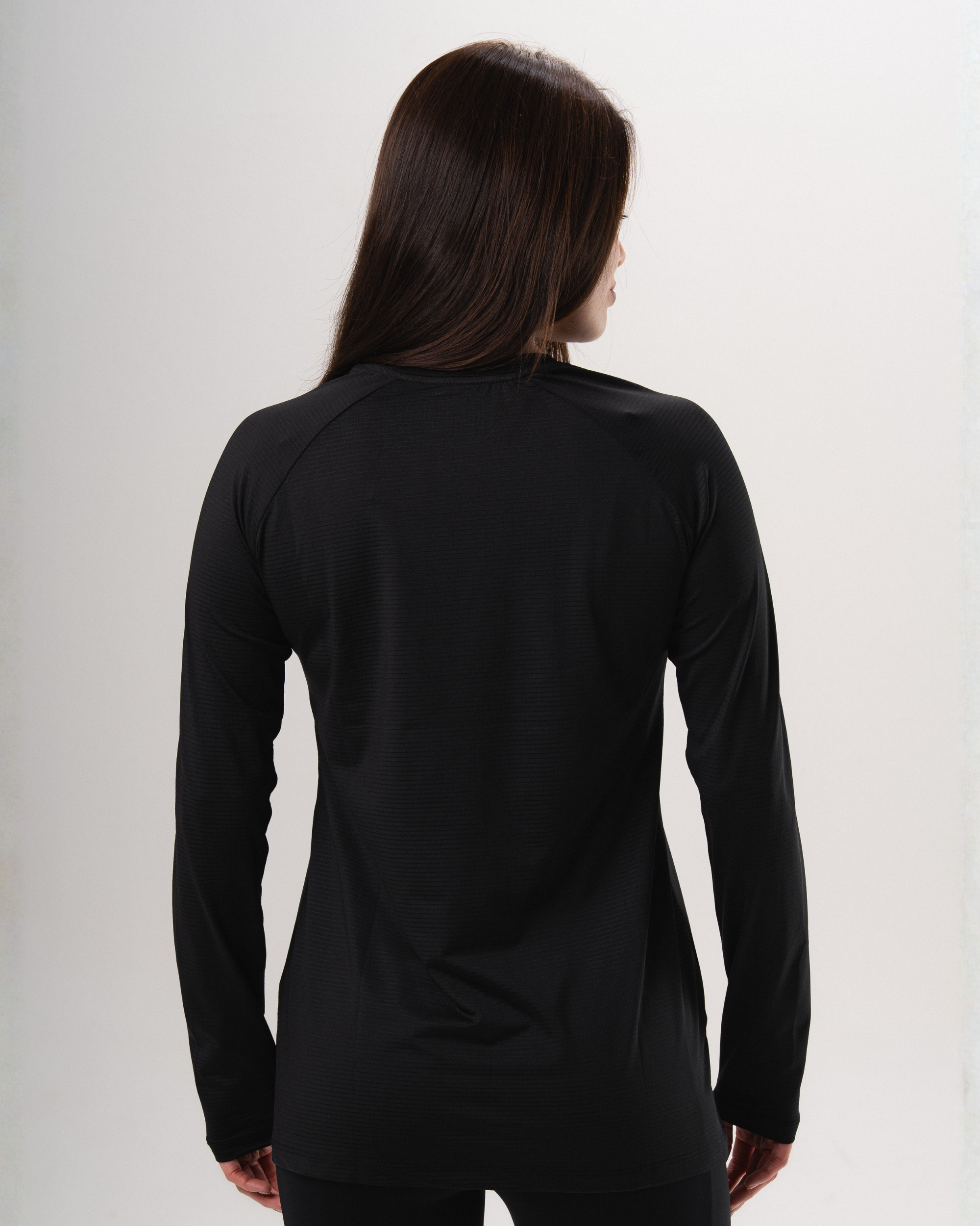 Essential Long Sleeve T-Shirt
