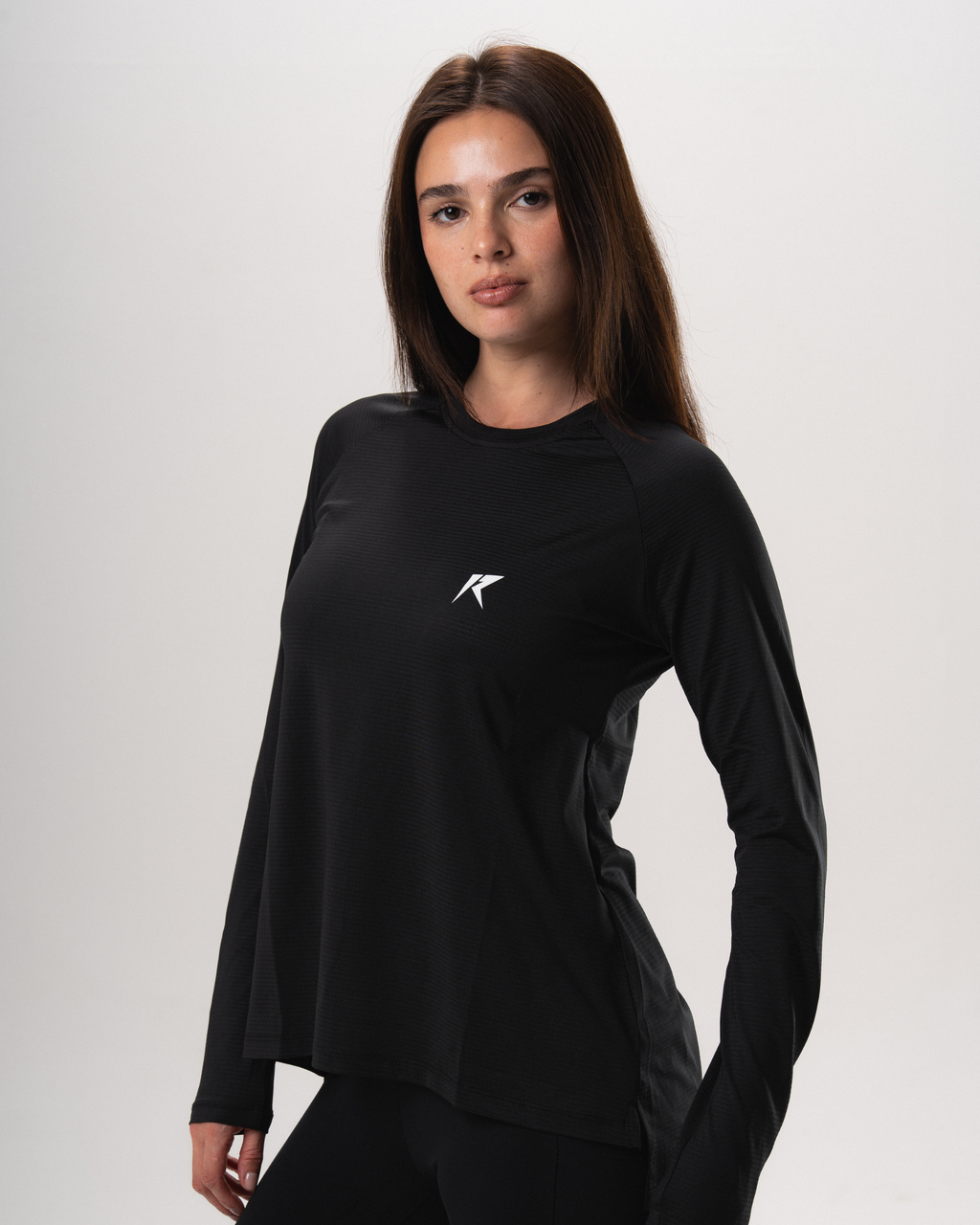 Essential Long Sleeve T-Shirt
